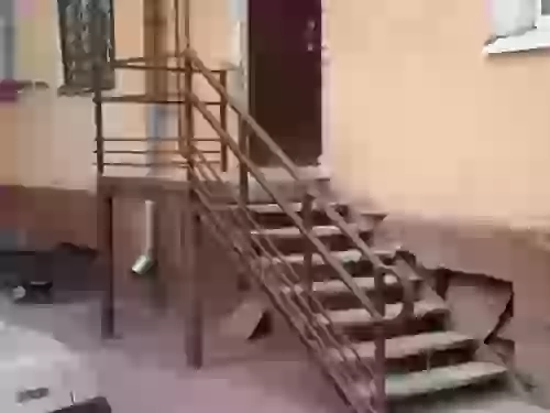 Демонтаж металлической пожарной лестницы